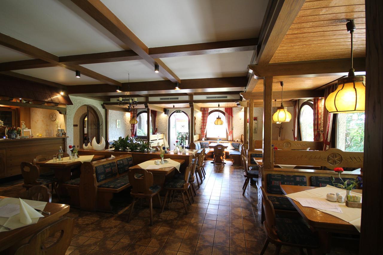 Fruhstuckshotel Grillenburg 풀다 외부 사진